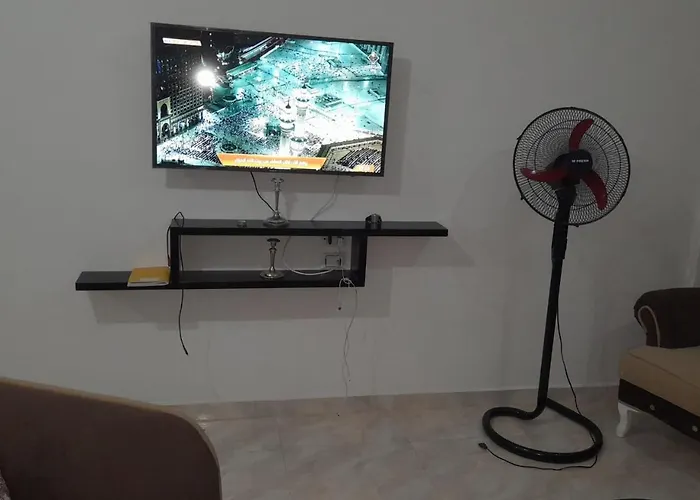 الانتر 公寓 *